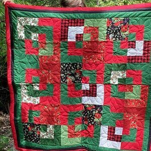 NWT. Hand Crafted Country Down Home Christmas Mix Quilt